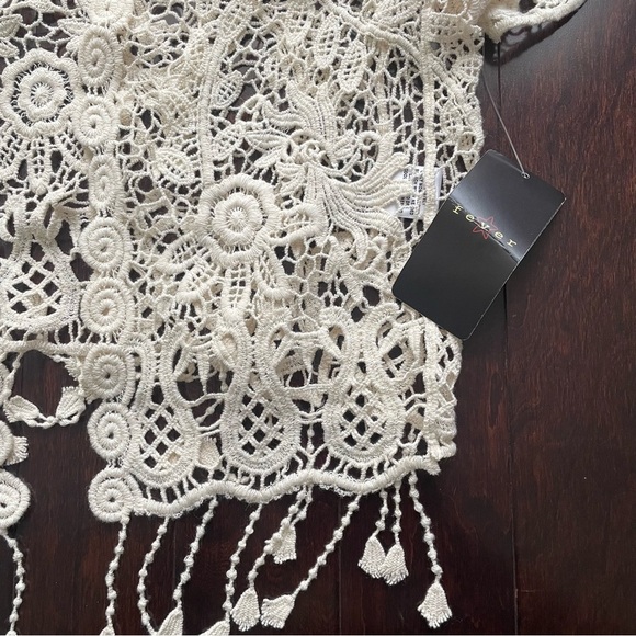 Fever Women’s Lace Mesh Cover Up Open Front Top Cream White Size Medium NWT - Picture 3 of 6